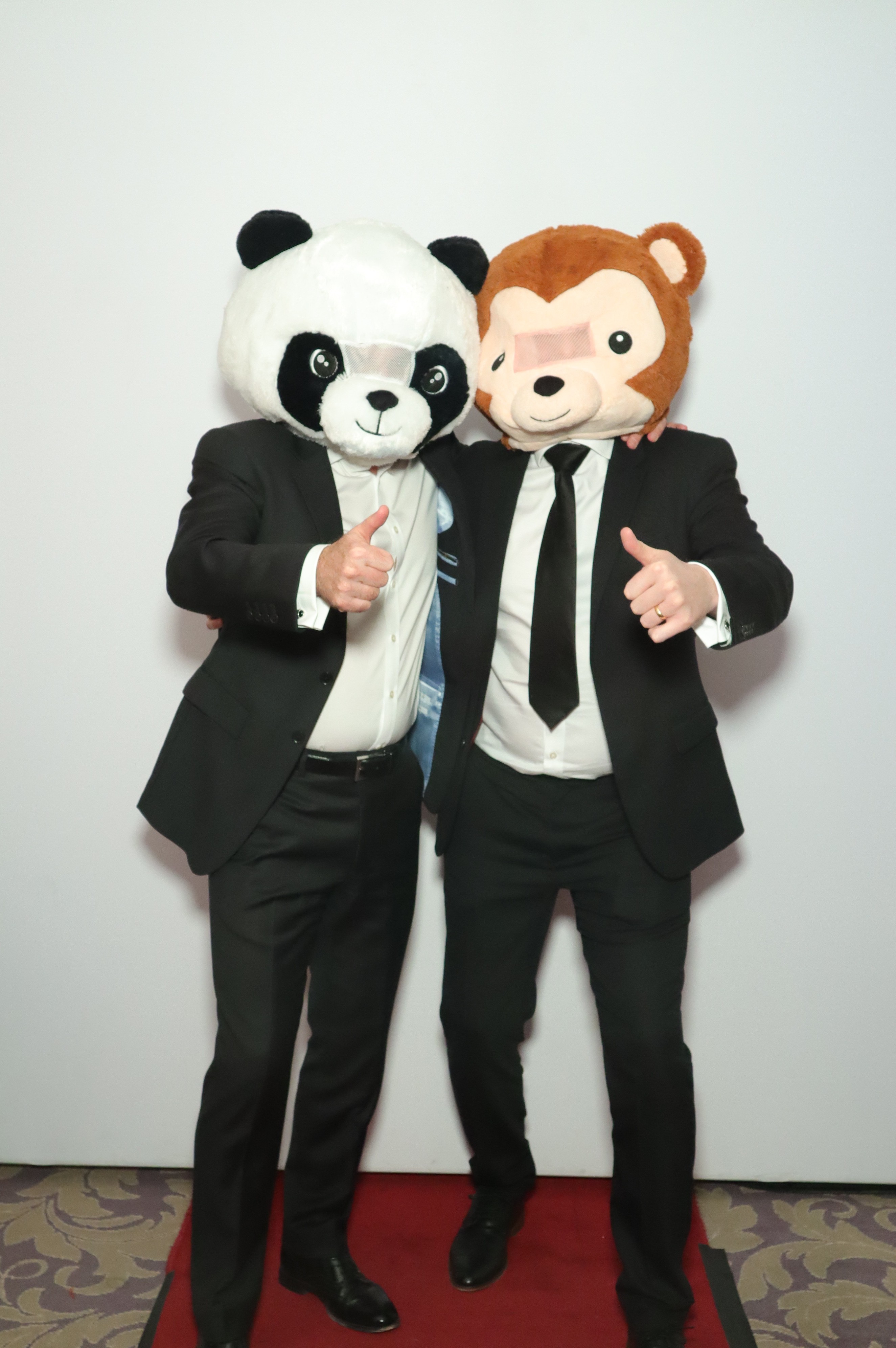 2019 Röhlig UK Kick Off | View more photos from the event at gallery.myphotoboothexperience.co.uk/u/MyPhotoBoothExperienceLtd/2019-Röhlig-UK-Kick-Off